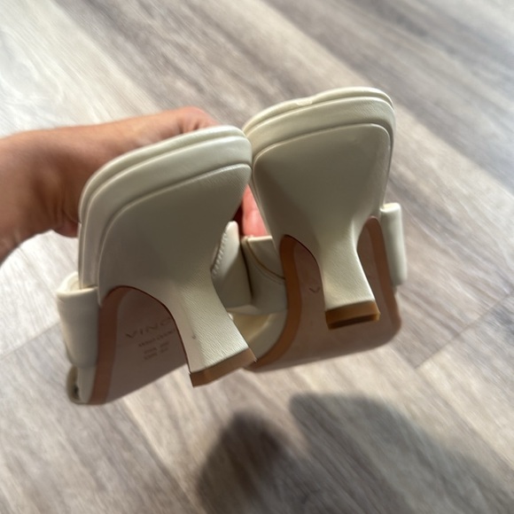 Vince Women's Cream Criss Cross-Strap Sandals Cecilia Square toe Elegant Shoes 9 - Picture 6 of 8